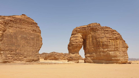 Batu Gajah di Madain Saleh, Arab Saudi. Foto: Denny Armandhanu/kumparan 