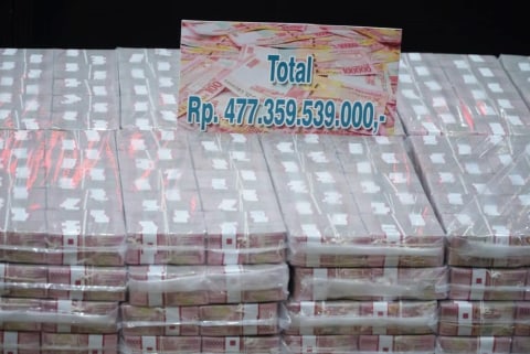 Barang bukti Bukti yang hadirkan Kejaksaan Agung RI dari terdakwa Kokos Jiang alis Kokos Lio Lim di Kejaksaan Agung RI, Jumat (15/11). Foto: Jamal Ramadhan/kumparan