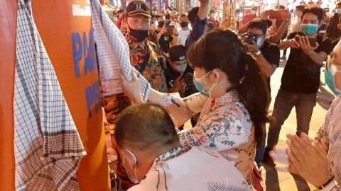 Foto: Ibadah Malam Tahun Baru Imlek di Singkawang (3)