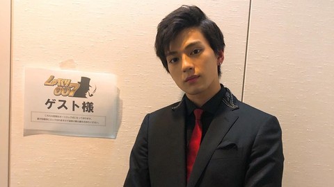 5 Berita Populer: Chris Pratt Disengat Lebah; Black Adam Nggak Masuk DC Universe (3)