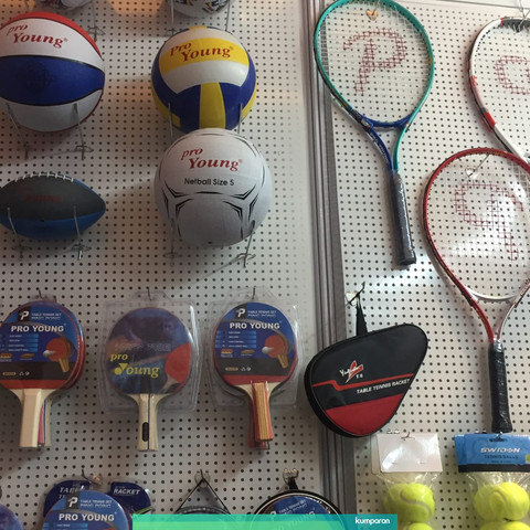 Alat olahraga di Pameran Teknologi Industri China di Kemayoran, Jakarta Pusat, Kamis (11/8). Foto: Nurul Nur Azizah/kumparan