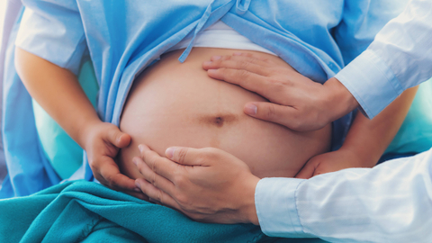  Ilustrasi ibu melahirkan. Foto: Shutterstock