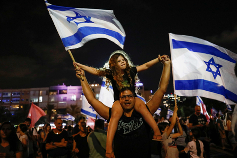 Soal Pawai PM Baru Israel, Palestina Ingatkan Bentrokan di Al-Aqsa Masih Segar