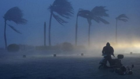 Ilustrasi topan. Foto: REUTERS/Stringer