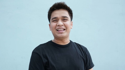 Presenter Billy Syahputra saat ditemui di Kawasan Tendean, Jakarta, Jumat, (15/11).  Foto: Ronny