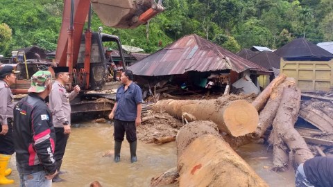 Banjir Bandang di Mandailing Natal, 2018. Foto: Dok. Istimewa