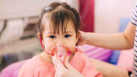 Tidak Semua Batuk Perlu Terapi Uap, Ini Penjelasan Dokter Anak! Foto: Shutter Stock