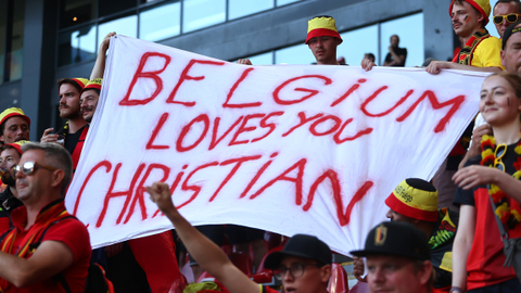 Respek! Denmark vs Belgia Disetop Sejenak demi Hormati Christian Eriksen (1)
