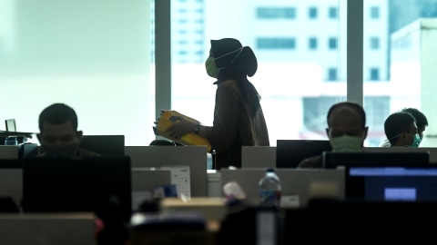 Waspada Lonjakan Klaster Perkantoran (1)