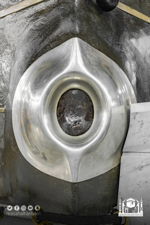 Butuh 50 Jam Memproses Foto Hajar Aswad hingga Tampak Jelas untuk Pertama Kali (4)