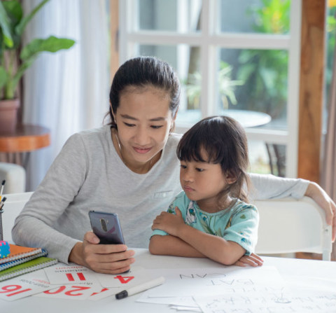 Panduan Bagi Orang Tua Ketika Ingin Beri Anak Bermain Game Online (3)