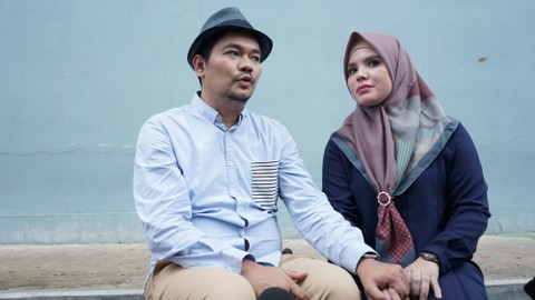 Presenter Indra Bekti dan Adila Jelita saat ditemui di kawasan Tendean, Jakarta, Kamis, (6/2 Foto: Ronny