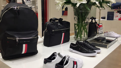 tommy hilfiger pondok indah mall