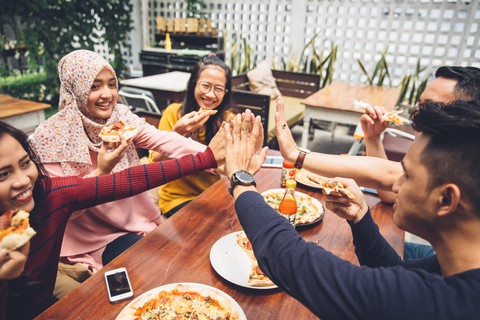 com-Ilustrasi buka puasa bersama Foto: Shutterstock