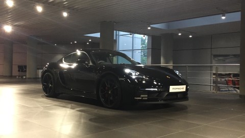 Porsche 718 Cayman GTS Foto: Aditya Pratama Niagara/kumparan