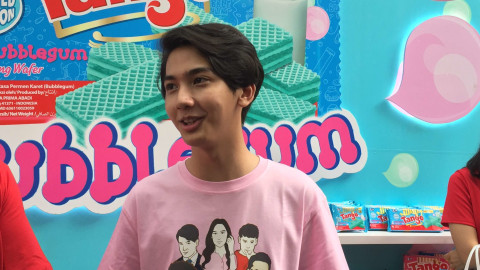 Ari Ilham Rela Dandan Berjam Jam Agar Terlihat Terlalu Tampan Kumparan Com