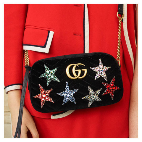 Tas dengan aksen embellishment. Foto: dok. Gucci