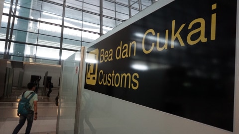 Bea dan Cukai di Terminal 3 Bandara Soekarno Hatta Foto: Aditia Noviansyah/kumparan