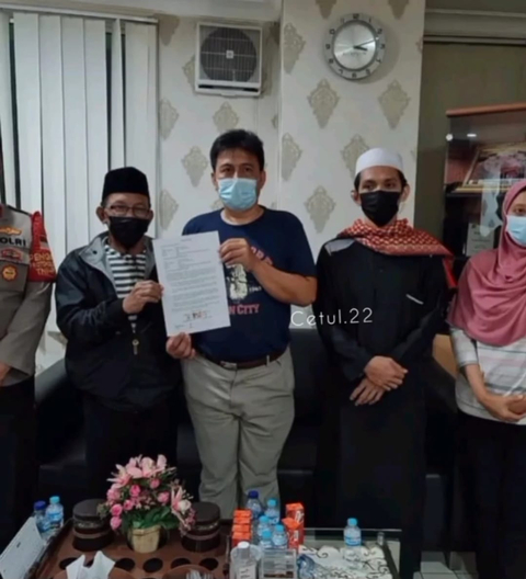 Heboh Pria di Bekasi Dibentak dan Diusir karena Pakai Masker di Dalam Masjid (1)