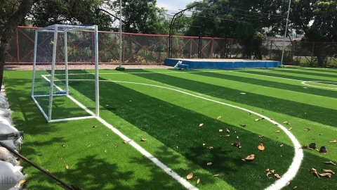Pemkot Semarang Siapkan Lima Lapangan Futsal Rumput Sintetis. Foto: Dok. Distaru