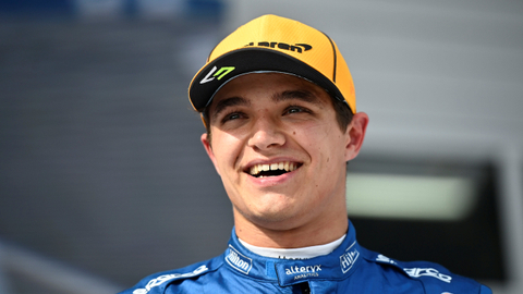  Reuters/Peter Cziborra