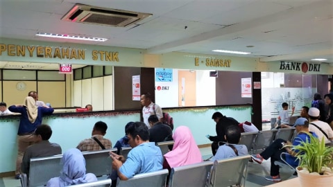 Cepat Mana Bayar Pajak Langsung Atau Via Indomaret Seperti Di Jabar Kumparan Com