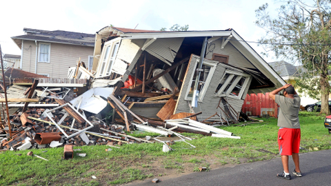 Foto: Kerusakan Usai Badai Ida Menghantam Lousiana, AS