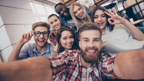 Ilustrasi pertemanan baik.  Foto: Thinkstock