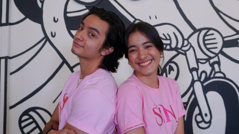 Pemeran Film SIN, Mawar Eva de Jongh dan Bryan Domani saat berkunjung ke kantor kumparan, Jakarta Selatan, Selasa (1/10/2019). Foto: Melly Meiliani/kumparan