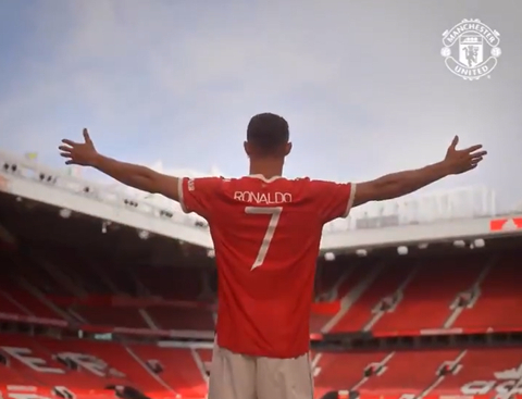 Momen Gagahnya Cristiano Ronaldo Injakkan Kaki di Old Trafford