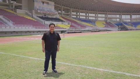 Erick Thohir saat kunjungan di Stadion Manahan, Solo, Jawa Tengah, Sabtu (21/9/2019). Foto:  Ferry Adi/kumparan