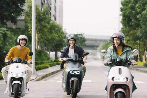 Berita Populer: Motor Listrik Gogoro Taiwan; Mobil Nganggur Berefek ke Ban (1)