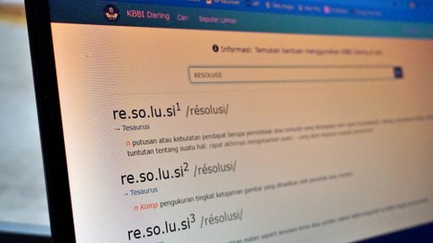 Ilustrasi KBBI. Foto: Melly Meiliani/kumparan