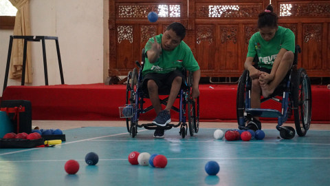 Febriyanti Vani Satu Satunya Atlet Boccia Perempuan Indonesia Kumparan Com