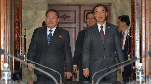 Pertemuan pejabat Korut-Korsel Foto: Korea Pool/Yonhap via REUTERS