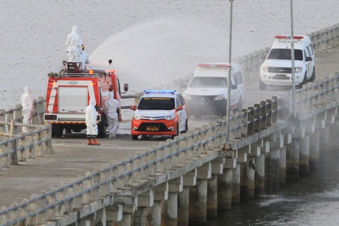 Ilustrasi pengawalan mobil ambulans. Foto: ANTARA FOTO/Syifa Yulinnas