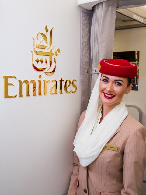 Pramugari maskapai Emirates Foto: Shutter Stock