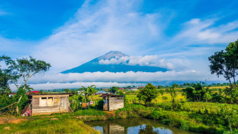Gunung Kerinci yang mempesona Foto: Shutter Stock