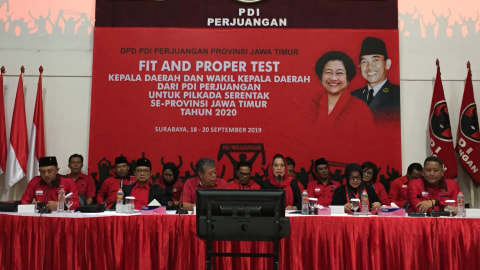Partai Demokrasi Indonesia Perjuangan (PDIP) menggelar fit and proper test calon kepala daerah  Se-Jatim, di kantor DPP PDIP Jatim, Surabaya, Rabu (18/9/2019) Foto: Yuana Fatwalloh/kumparan