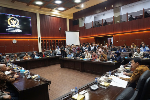 Heboh Pesangon Dihapus Di Ruu Cipta Kerja Ini Penjelasan Dpr Kumparan Com