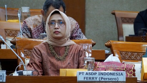 Dirut ASDP Indonesia Ferry, Ira Puspadewi, saat Rapat Dengar Pendapat Komisi VI DPR RI, di Gedung Parlemen, Jakarta, Senin (10/2). Foto: Helmi Afandi/kumparan