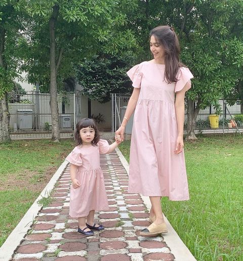 Usai Melahirkan 5 Artis Ini Pilih Fokus Mengurus Anak Kumparan Com