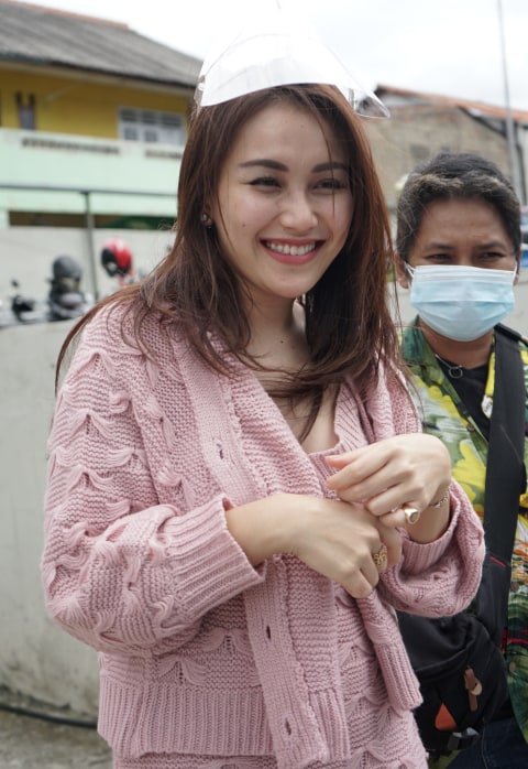 Ayu Ting Ting saat ditemui di kawasan Tendean, Jakarta, Senin (30/11). Foto: Dok. Palevi