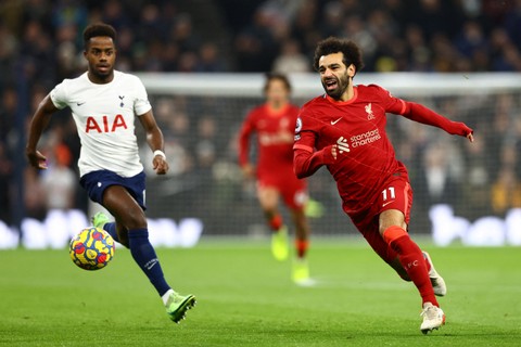 Hasil Liga Inggris: Diwarnai Blunder & Kartu Merah, Liverpool Ditahan Tottenham (1)