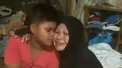 kisah pilu babil rawat orang tuanya yang lumpuh 3(1).png