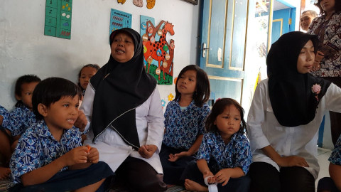 Cindy Bocah Purworejo Yang Tinggal Di Gubuk Derita Kumparan Com