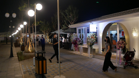 Suasana di COVE at Batavia PIK saat pertama kali dibuka untuk umum, Kamis (30/9/2021).  Foto: Jamal Ramadhan/kumparan