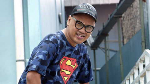 Presenter Uya Kuya saat ditemui dikawasan Tendean, Jakarta. Foto: Dok. Ronny