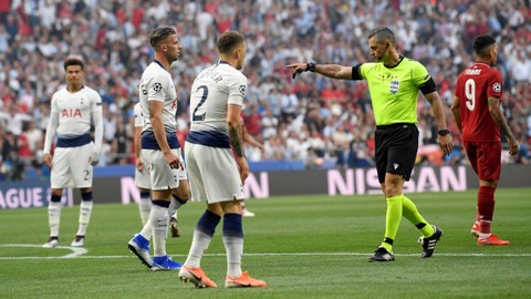 Apakah Spurs Pantas Dapat Hukuman Penalti Kumparan Com