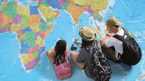 Ilustrasi wisata bersama keluarga Foto: Shutterstock